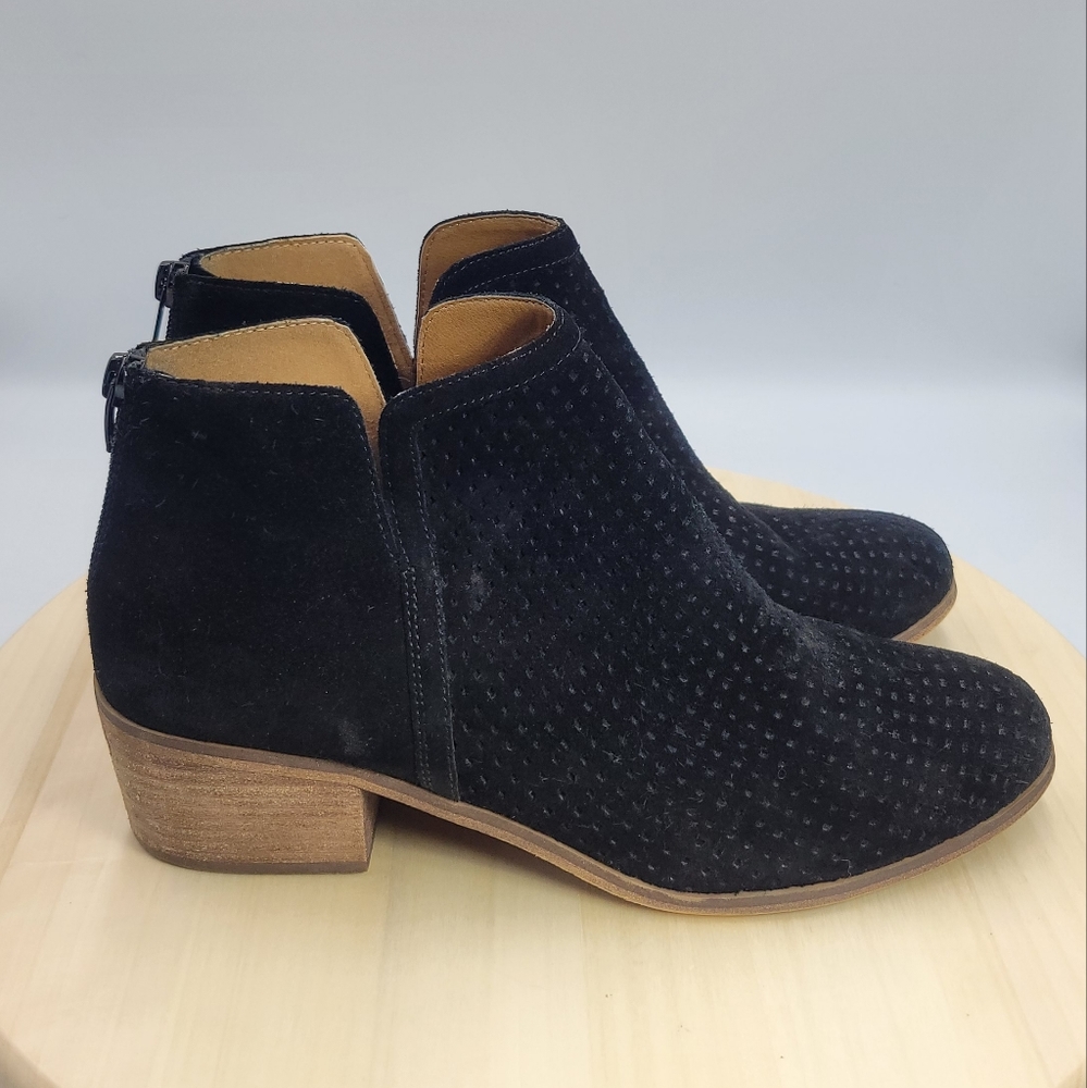 Susina Kyle Lea Black Perforated Suede Ankle Boots Booties Women's Size 10